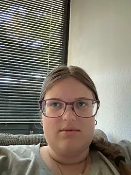 CurvyPaar2 online show from 09.28.25