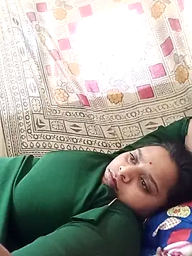 Snapshot of Hot_crety chatting on 07.06.26 Hot crety online show from 07.06.26