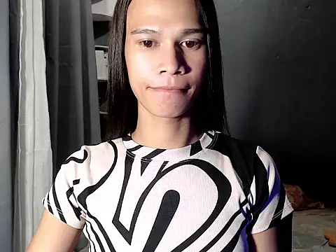 Snapshot of urseductivebarbie_xx chatting on 02.21.26 urseductivebarbie xx online show from 02.21.26