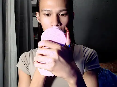 Snapshot of urseductivebarbie_xx chatting on 02.23.26 urseductivebarbie xx online show from 02.23.26