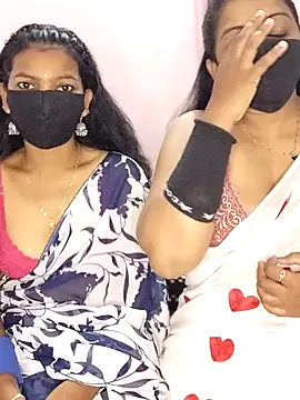Snapshot of sneha_bebo chatting on 06.23.26 sneha bebo online show from 06.23.26