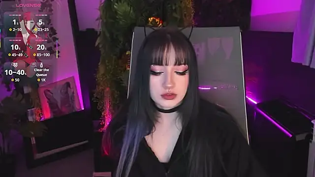 LiliLuna online show from 02.08.26