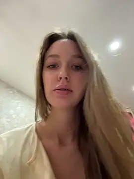 ElliRose online show from 11.26.25