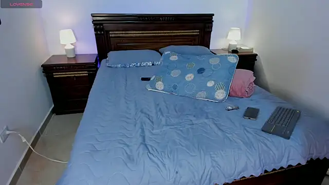 Victoriaa Adams online show from 04.21.26
