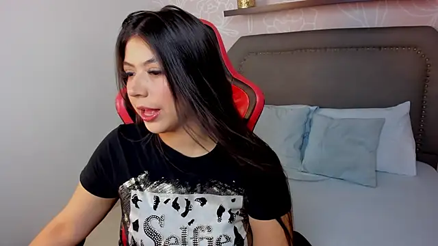 anagil  online show from 02.15.26