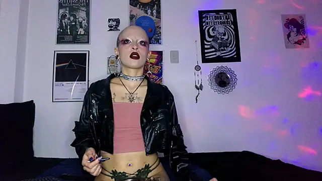 plutonbluemooon333 online show from 11.10.25