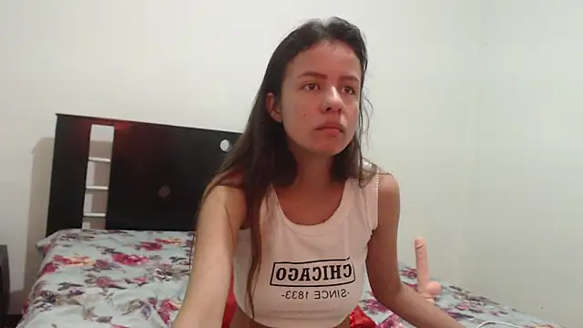 nathaly jones  online show from 11.04.25