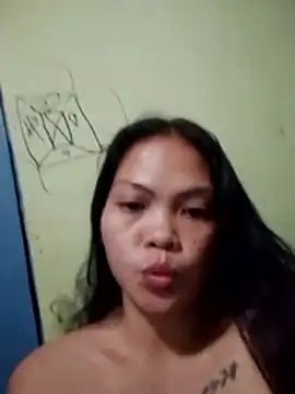 Snapshot of missluvv chatting on 03.31.26 missluvv online show from 03.31.26