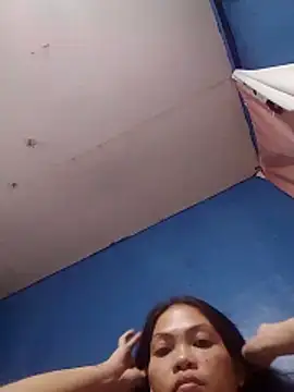 Snapshot of missluvv chatting on 04.10.26 missluvv online show from 04.10.26