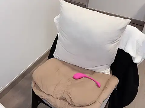 BestBerry online show from 11.27.25