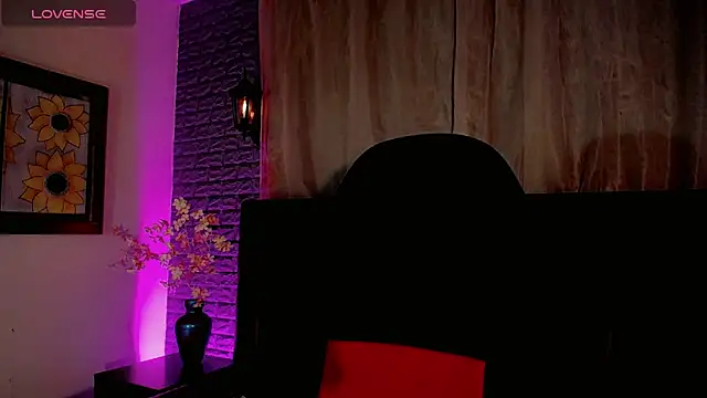 Snapshot of Cata_MW chatting on 09.24.25 Cata MW online show from 09.24.25