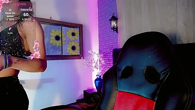 Snapshot of Cata_MW chatting on 10.20.25 Cata MW online show from 10.20.25