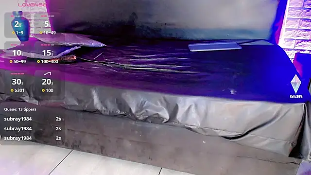 Snapshot of Cata_MW chatting on 10.28.25 Cata MW online show from 10.28.25