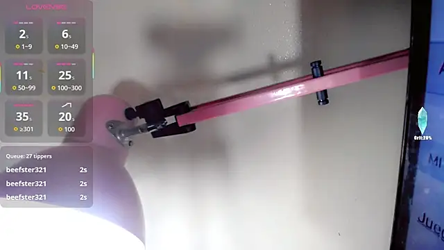 Snapshot of Cata_MW chatting on 10.31.25 Cata MW online show from 10.31.25