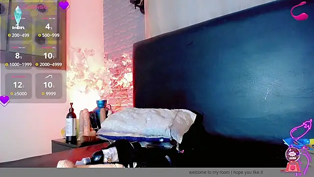 Snapshot of Cata_MW chatting on 11.05.25 Cata MW online show from 11.05.25