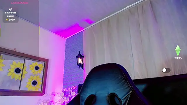 Snapshot of Cata_MW chatting on 11.13.25 Cata MW online show from 11.13.25