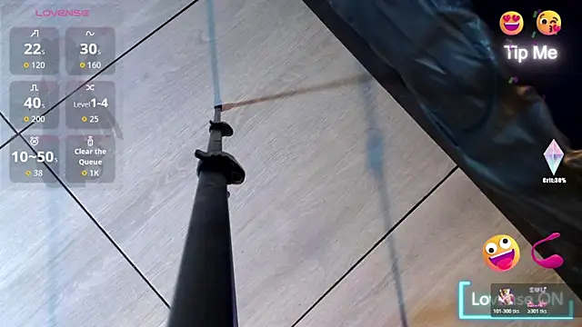 Snapshot of Cata_MW chatting on 11.15.25 Cata MW online show from 11.15.25