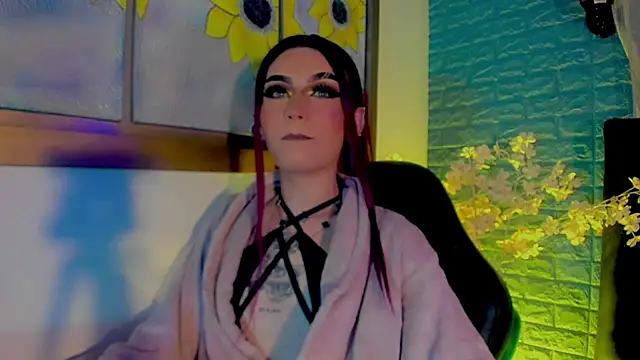 Snapshot of Cata_MW chatting on 11.29.25 Cata MW online show from 11.29.25