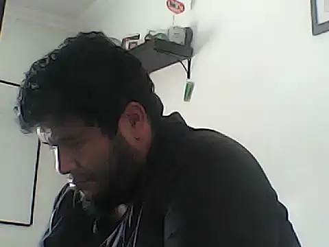 Snapshot of Rolo-Sumiso chatting on 10.29.25 Rolo-Sumiso online show from 10.29.25