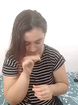 Snapshot of Anaa_Rose chatting on 10.16.25 Anaa Rose online show from 10.16.25