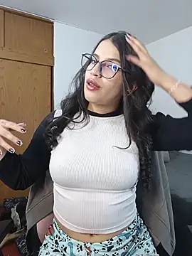 asumi 18 online show from 11.20.25