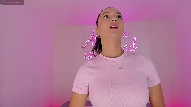 aleksandramiller  online show from 09.25.25