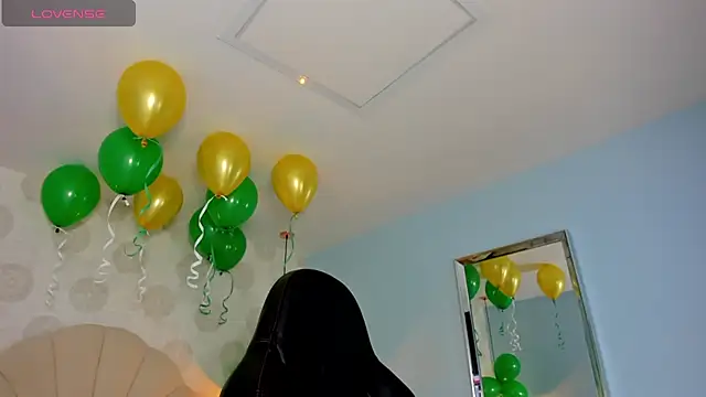 GIANAMILLER6 online show from 03.17.26