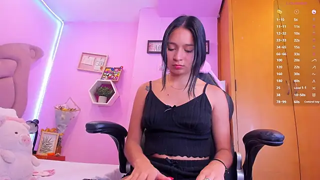 EmmaAnturin online show from 10.02.25