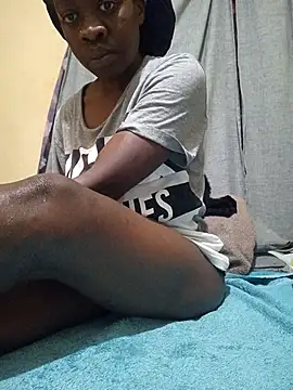 Snapshot of Kateera1 chatting on 02.17.26 Kateera1 online show from 02.17.26