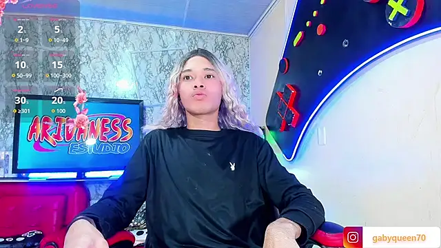 Madison Mujica online show from 10.16.25