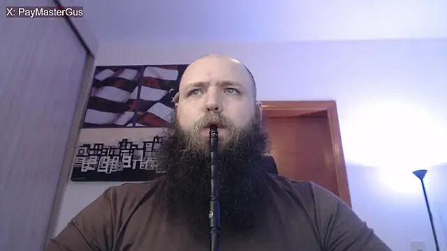 Snapshot of PayMasterGus chatting on 10.19.25 PayMasterGus online show from 10.19.25