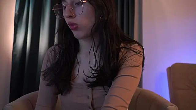 Auralea online show from 03.27.26