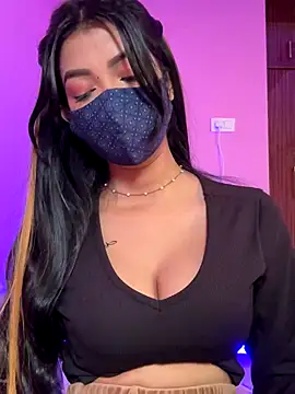 Neha18 online show from 11.21.25