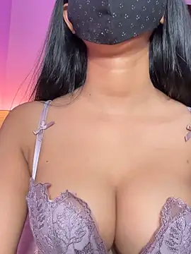 Neha18 online show from 04.20.26