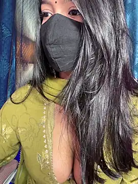 Snapshot of Neha18 chatting on 07.28.26 Neha18 online show from 07.28.26