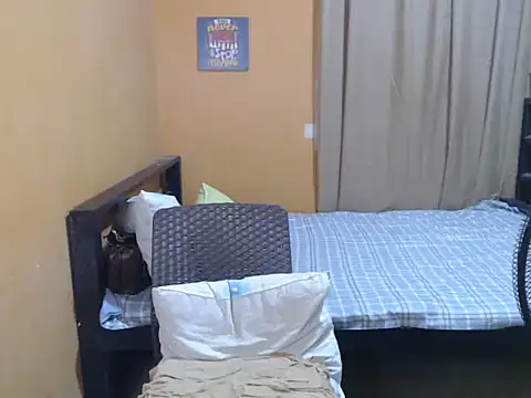 Snapshot of ur_petitejaya chatting on 02.26.26 ur petitejaya online show from 02.26.26