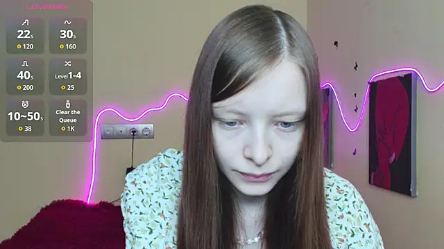 AliceHaris online show from 10.19.25