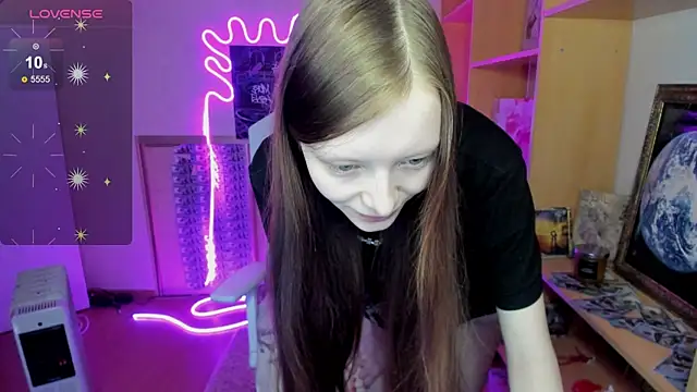 AliceHaris online show from 11.23.25