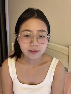 Ella-A9 online show from 09.09.25