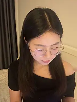 Ella-A9 online show from 09.11.25