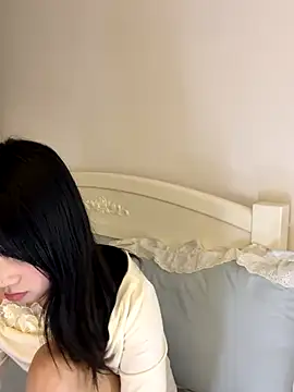 Ella-A9 online show from 10.30.25