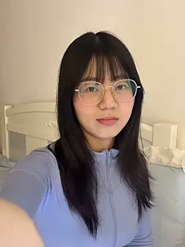 Ella-A9 online show from 10.31.25