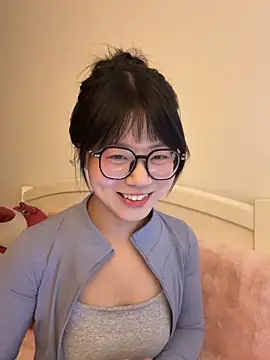 Ella-A9 online show from 12.17.25