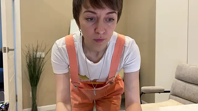 daniellia  online show from 01.10.26