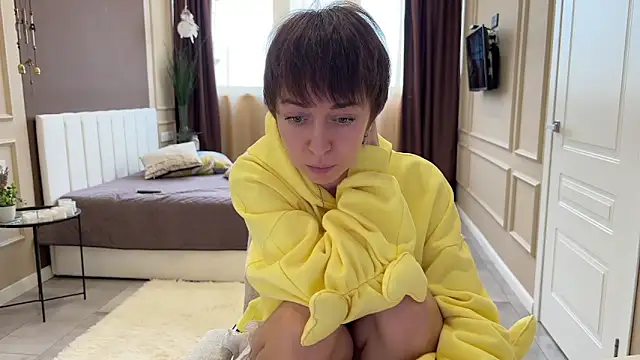 daniellia  online show from 02.15.26