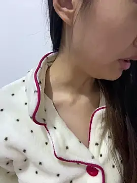 MengMeng0515 online show from 12.18.25