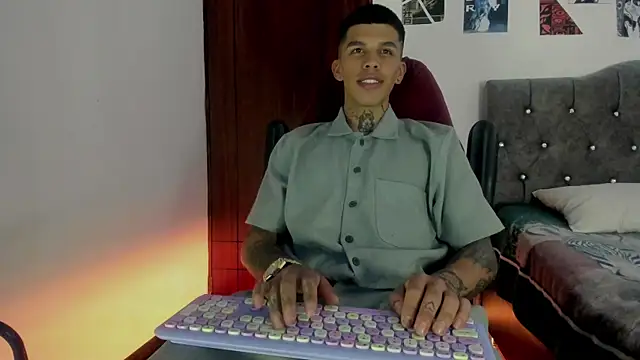 Savajelust online show from 12.18.25