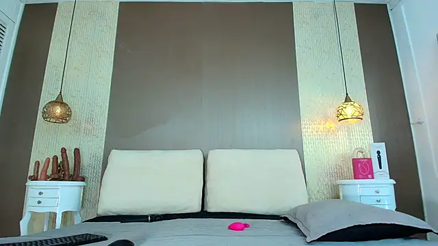 Tiifany Baker online show from 05.08.26