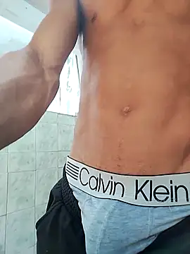 Brayanellatino online show from 03.02.26