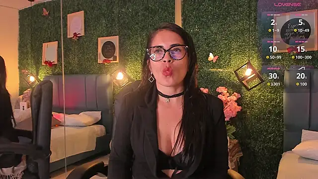 Linagh  online show from 09.30.25